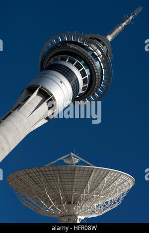 Sky Tower d'Auckland, Auckland, Nouvelle-Zélande. Banque D'Images