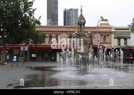 La fontaine de la place du Centenaire, Church Street, Parramatta dans l'ouest de Sydney, Australie. Banque D'Images