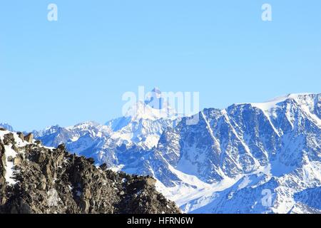 Matterhorn peak recouvert d'Alpes enneigées Banque D'Images