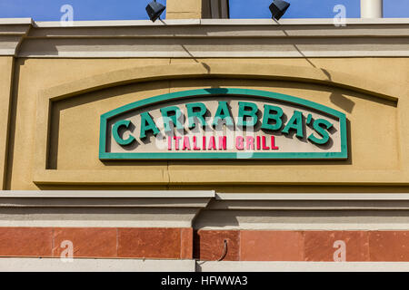 Las Vegas - Circa Décembre 2016 : Carrabba's Italian Grill la signalisation et Logo. Carrabba's est une chaîne de restaurants spécialisés dans la nourriture que je italo-américain Banque D'Images