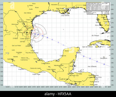050720-N-0000W-001 Golfe du Mexique (20 juillet 2005) - Graphique illustrant la voie de l'ouragan Emily. À 11 h 15 EDT (0300 GMT), le centre de la tempête était de 120 milles au sud-est de Brownsville, Texas, et aller de l'ouest-nord-ouest à une lente 7 mph (11 km/h). Emily est un dangereux ouragan de catégorie 3 sur l'échelle Saffir-Simpson avec des vents soutenus près de 125 mph (205 km/h). Emily's Centre a été prévue sur terre quelques 150 miles au sud de la frontière américaine au Mexique, près de faible altitude, les communautés de pêcheurs. Heavy Rain, probablement vu dans les régions montagneuses à l'intérieur des terres et les prévisionnistes averti de li Banque D'Images