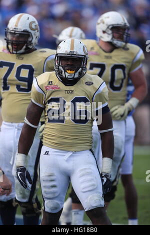 Jacksonville, FL, USA. 31 Dec, 2017. Vue sur les 2016 Taxslayer entre bol le Georgia Tech Yellow Jackets et le Kentucky Wildcats dans lequel Georgia Tech a gagné 33-18 à l'EverBank Field à Jacksonville, Floride le 31 décembre 2016. © Mpi34/media/Alamy Punch Live News Banque D'Images