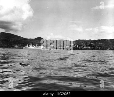 USS Wichita (CA-45) à Nagasaki en septembre 1945 Banque D'Images