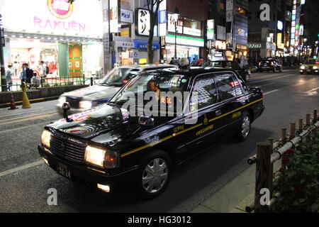 Un taxi à Shibuya, Tokyo, Japon Banque D'Images