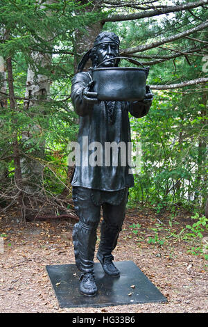 Maine ; Calais, Site international de l'île Sainte-Croix, Bronze, Indiens Passamaquoddy Ivan Schwartz, Studio EIS, Calais, Maine-NOUS Banque D'Images