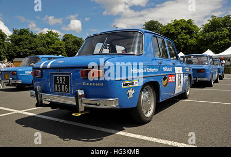 L'équipe Renault Gordini voitures au grand prix historique de Bressuire France Banque D'Images