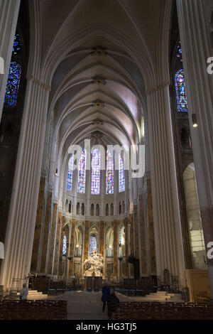 La cathédrale de Chartres , intérieur / Vue interieure de la cathedrale de Chartres Banque D'Images