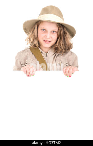 Jeune fille avec Safari vêtements isolés dans White Banque D'Images