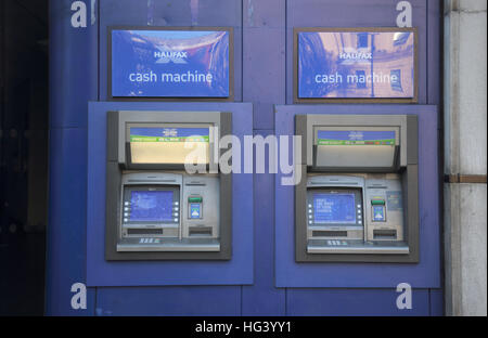 Halifax atm dans la strand londres Banque D'Images