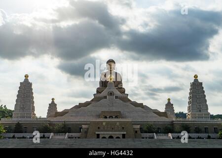 Taiwan : Taiwan's plus grand monastère buddist Fo-Guang-shan, situé dans Dashu District, Kaohsiung. Photo de 08. Mai 2016. Dans le monde d'utilisation | Banque D'Images