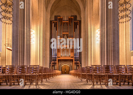 Copenhague, Danemark - janvier 03, 2017 : la photographie de l'intérieur de l'Église Grundtvigs avec son orgue à tuyaux Banque D'Images