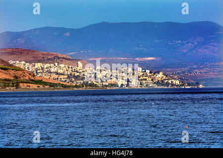 Mer de Galilée Israël Tiberias de distance. Tiberais a été une ville romaine, qui pourraient être perçus par les Chrétiens. Banque D'Images