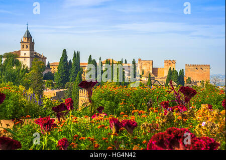 Jardins de l'hôtel Palacio de Generalife, partie de l'Alhambra à Grenade, Andalousie, Espagne Banque D'Images