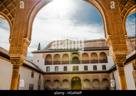 Patio de los Arrayanes, le Palais Nasrides de Bonzaïs, Alhambra à Grenade, Andalousie, Espagne Banque D'Images