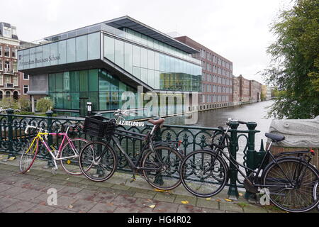 Campus de l'UVA. Fondée en 1632, l'Université d'Amsterdam (UVA) est la plus grande université dans les Pays-Bas. Banque D'Images