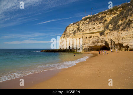 La plage de Carvoeiro, Lagoa, Algarve, Portugal Banque D'Images