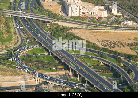 Vue aérienne d'un autre embouteillage, Téhéran, Iran, Moyen-Orient Banque D'Images