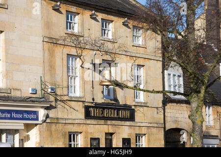 The Bell Inn public House in Moreton-in-Marsh High Street, Cotswolds, Gloucestershire, Angleterre, Royaume-Uni, 2017 Banque D'Images