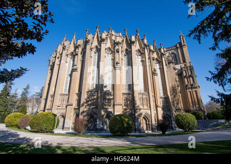 Cathédrale de Marie Immaculée à Vitoria, Espagne, construit au 20ème siècle avec un style gothique. Banque D'Images