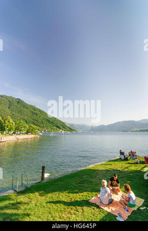 Gmunden : lido au bord du lac Traunsee, Salzkammergut, Oberösterreich, Autriche, Autriche Banque D'Images