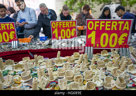 L'Italien de souvenirs à vendre à Rome Banque D'Images