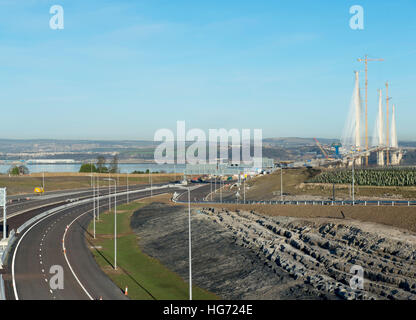 Le Queensferry Crossing en construction. Le nouveau pont permettra de transporter le trafic sur le Firth of Forth Estuary. Banque D'Images