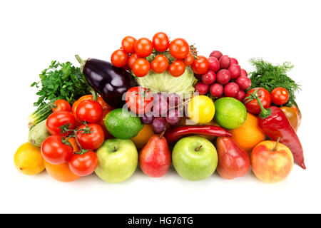 Ensemble de fruits et légumes frais isolé sur fond blanc Banque D'Images