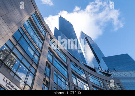 Deutsche Bank Center, anciennement Time Warner Center à Columbus Circle, New York, 2021 Banque D'Images