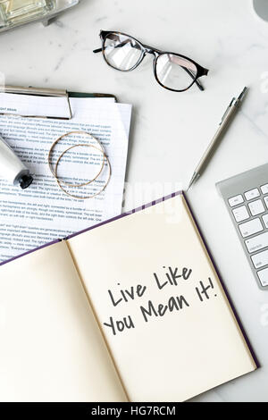 Live Like You Mean It Concept Motivation Banque D'Images