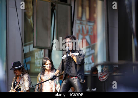 Alice Cooper réalise dans le cadre de la Fox et ses amis de la série de concerts d'été Banque D'Images