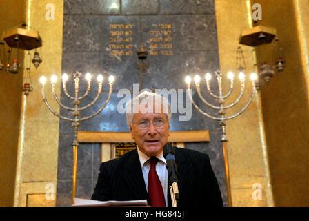 Synagogue Centrale à Milan (Italie), la Journée Européenne de la Culture Juive, Renzo Gattegna, Président de l'Union des communautés juives italiennes Banque D'Images