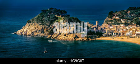 Vue panoramique sur Tossa de Mar, Gérone, Catalogne, Espagne Banque D'Images