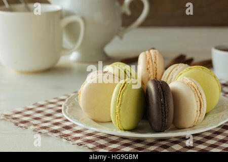 Macarons avec des goûts différents selective focus Banque D'Images