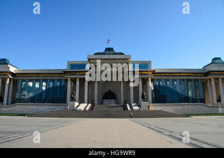 Gengis Khan's Square et government house à Ulaanbaatar Banque D'Images