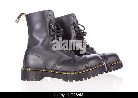 Le Dr Martens en cuir noir chaussures de travail avec embout en