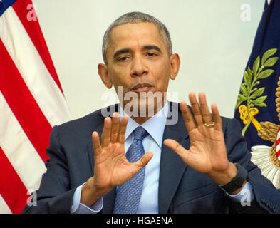 Washington, DC, USA. 6 janvier, 2017. Le président des États-Unis Barack Obama est interviewé sur Vox à la Blair House à Washington, DC le vendredi, Janvier 6, 2017. Credit : MediaPunch Inc/Alamy Live News Banque D'Images