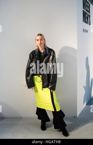 Londres, Royaume-Uni. 6 janvier, 2017. Une présence de London Fashion Week hommes d'automne/hiver 2017. Kathy Li/Alamy Live News Banque D'Images