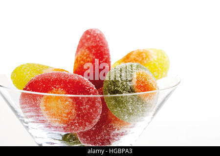 Oeufs jelly dans un verre à cocktail Banque D'Images