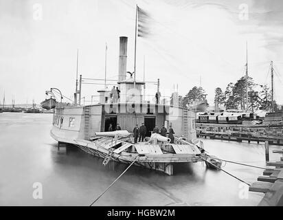 Ferry Boat modifié pour gunboat pendant la guerre civile américaine. Banque D'Images