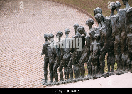 Minsk, Belarus. La Fosse est un monument situé sur coin de rues et Melnikayte Zaslavskaïa consacrée aux victimes de l'Holocauste à Minsk, en Biélorussie. C'est Banque D'Images