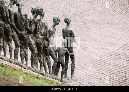 Minsk, Belarus. La Fosse est un monument situé sur coin de rues et Melnikayte Zaslavskaïa consacrée aux victimes de l'Holocauste à Minsk, en Biélorussie. C'est Banque D'Images