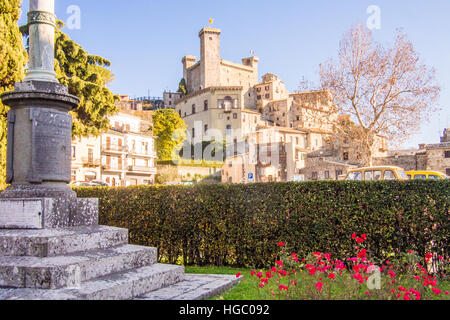 Château dans la ville de Bolzano dans la province de Viterbe, la région du Latium, en Italie. Banque D'Images