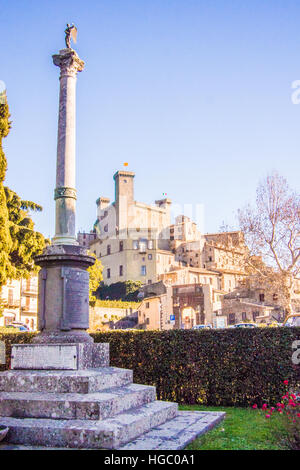 Château dans la ville de Bolzano dans la province de Viterbe, la région du Latium, en Italie. Banque D'Images