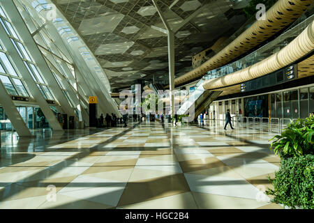 L'intérieur de l'Aéroport International Heydar Aliyev Bakou, Azerbaïdjan Banque D'Images