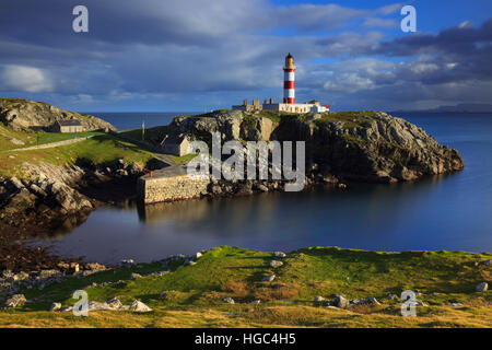 Eilean Glas phare sur l'île de Scalpay dans les Hébrides extérieures Banque D'Images