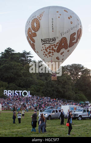 G-OAER Lindstrand LBL de Nestlé Aero à Bristol International Balloon Fiesta 2016 Banque D'Images