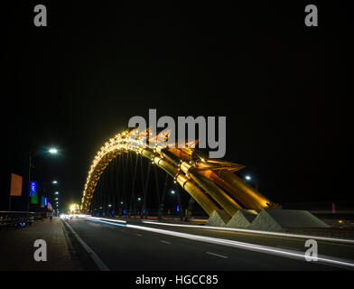 Dragon Bridge Da Nang Banque D'Images