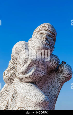 Pays de Galles, Cardiff, Cardiff Bay, l'Antarctique '100' alias 'Le Capitaine Scott Memorial Statue' par Jonathon Williams Banque D'Images