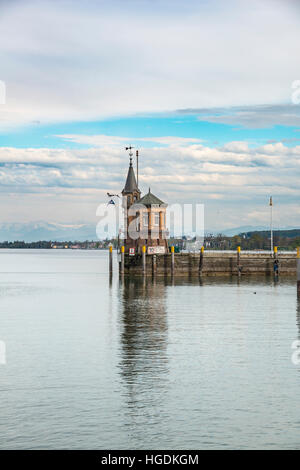 Vieille Tour en entrée du port, constance, le lac de Constance, Bade-Wurtemberg, Allemagne Banque D'Images