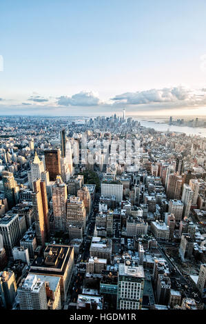 Vue de Manhattan depuis l'Empire State Building, New York City, USA Banque D'Images